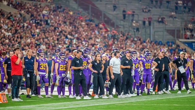 In front of more than 41,000 fans, the Vikings were in a losing position. (Bild: Hannes Jirgal)