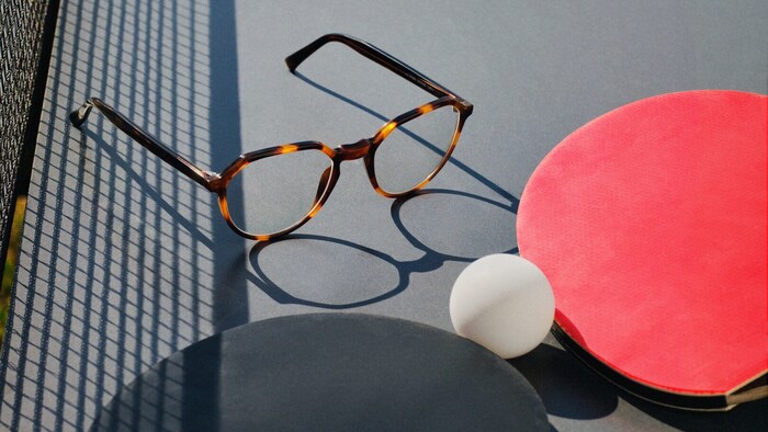 Die Qualitäts-Gleitsichtbrille, inklusive Superentspiegelung, Hart- und Pflegeleichtschicht, gibt es bei Fielmann schon ab 149 €.