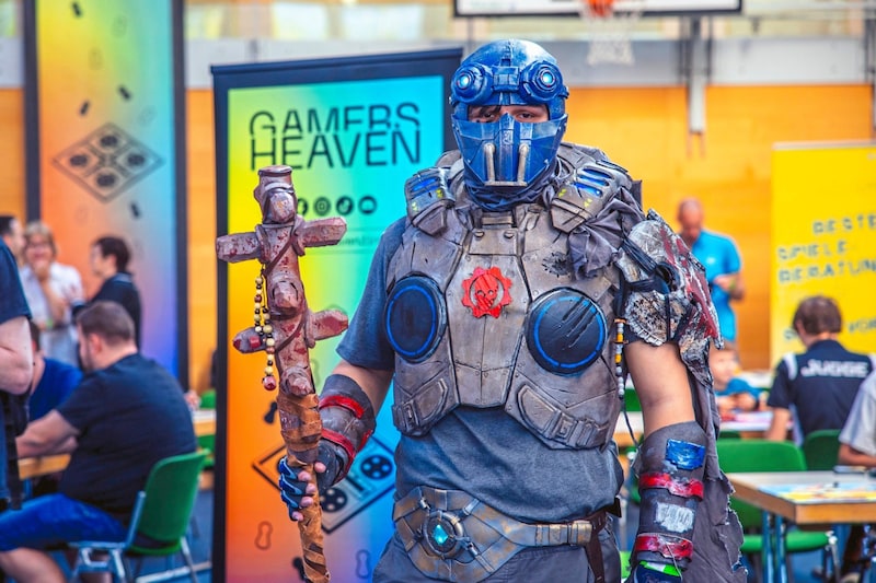 A lot of work (and often money) goes into the cosplayers' elaborate costumes. (Bild: Gamers Heaven)