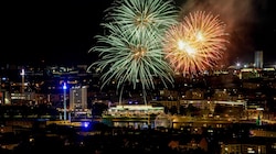 Zweimal im Jahr, während des Urfahranermarktes, erstrahlt der Linzer Nachthimmel dank eines Feuerwerks – wenn es nach Mario Hofer geht, künftig auch wieder zu Silvester. (Bild: Dostal Harald)