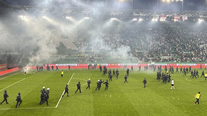 Polizeieinsatz im Allianz Stadion