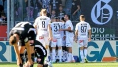 Hängende Köpfe bei Sturm nach der bösen WAC-Abfuhr. (Bild: GEPA/GEPA pictures)