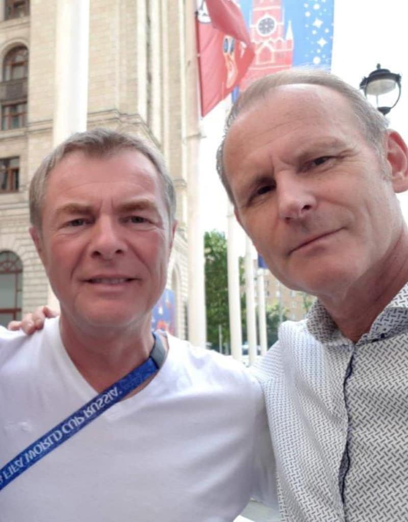 Heinz Palme (re.), hier mit dem heutigen FIFA-Sicherheitsdirektor Helmut Spahn, beim Fußball-WM-Finale 2018 in Moskau. (Bild: Heinz Palme)