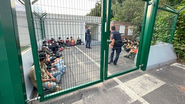 A camp for migrants at the border in Hungary is unthinkable for Doskozil. (Bild: Christian Schulter/Christian schulter)