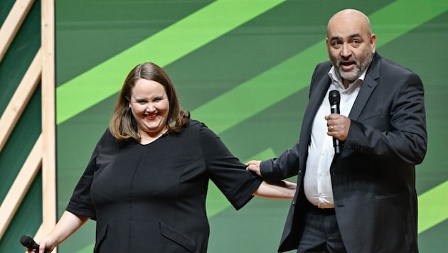 From the left: Ricarda Lang and Omid Nouripour (Greens) resign. (Bild: APA/AFP)