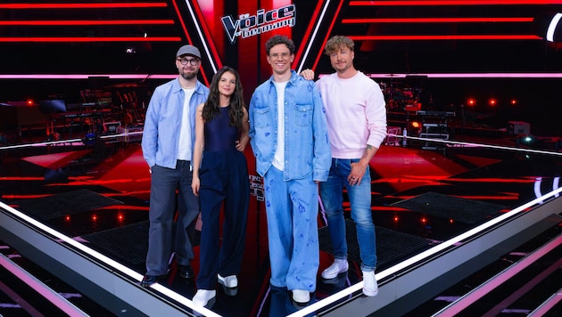 Die Jury der aktuellen Staffel von „The Voice Of Germany“: Mark Forster, Yvonne Catterfeld, Kamrad, Samu Haber (v.l.). (Bild: Pro 7)