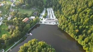 Noch lässt die Wasserqualität am Thalersee zu wünschen übrig. (Bild: Holding Graz)