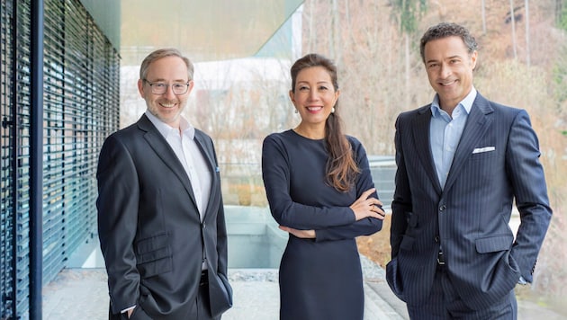 This constellation at the top of Greiner AG will soon be a thing of the past: While Saori Dubourg and CFO Hannes Moser (l.) are staying, Manfred Stanek is leaving the company. (Bild: Greiner/Silvia Wittmann)