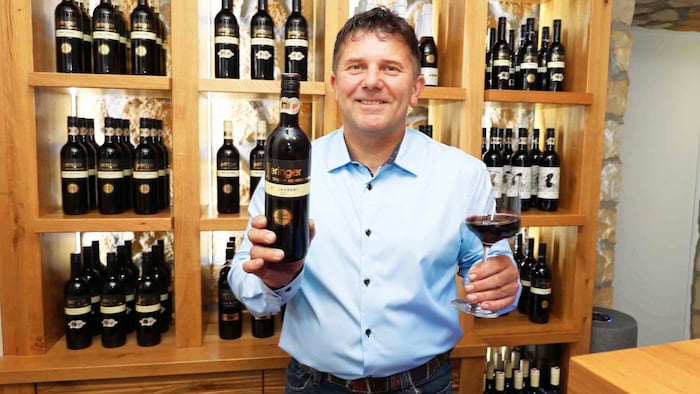 Robert Keringer ist diesmal beim Welschriesling dabei.
