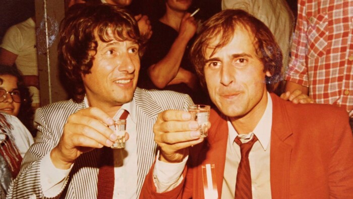 Das Brüderpaar Udo und Manfred im Jahr 1980 auf einem „Dorffest“ in Magdalensberg.  