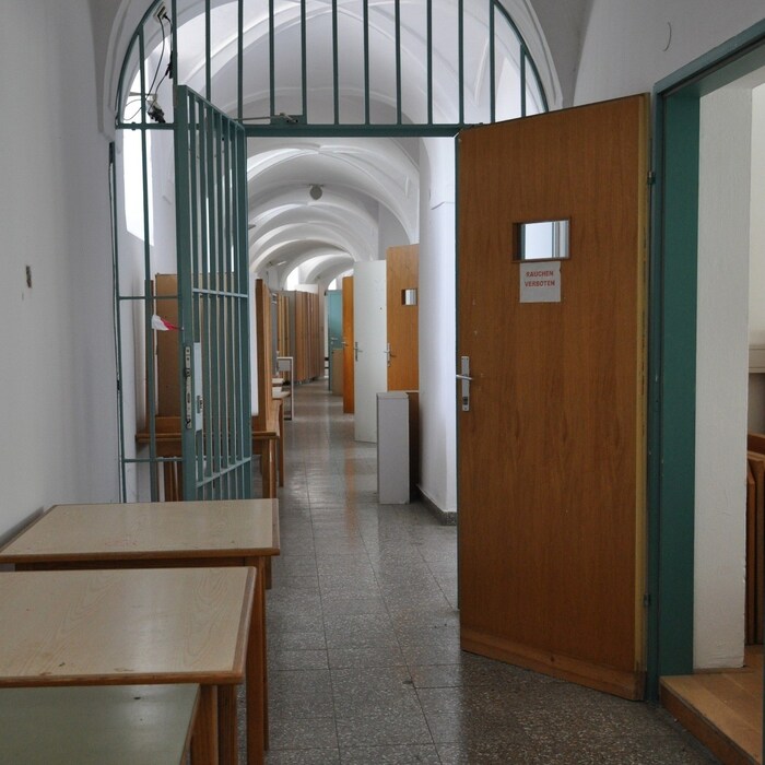 Der Gebäudekomplex in der Innenstadt steht unter Denkmalschutz.