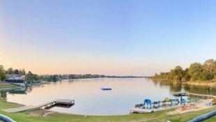 Der Neufelder See ist weithin als Taucherrevier bekannt. (Bild: Grammer Karl)