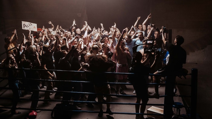 Fans feuern den 25-jährigen „Boxer“ an.