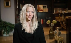 Simone Lugner im Interview mit Puls 4
