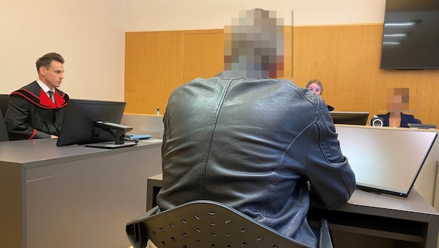 The defendant denied any guilt. In the end, however, the panel of lay judges did not believe his statements and sentenced him to five months' probation. (Bild: Dorn Chantall/Krone KREATIV)