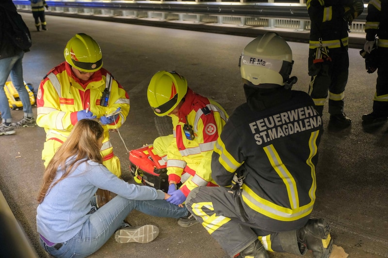 Injured people were also simulated during the exercise (Bild: Einöder Horst/Horst Einöder/Flashpictures)