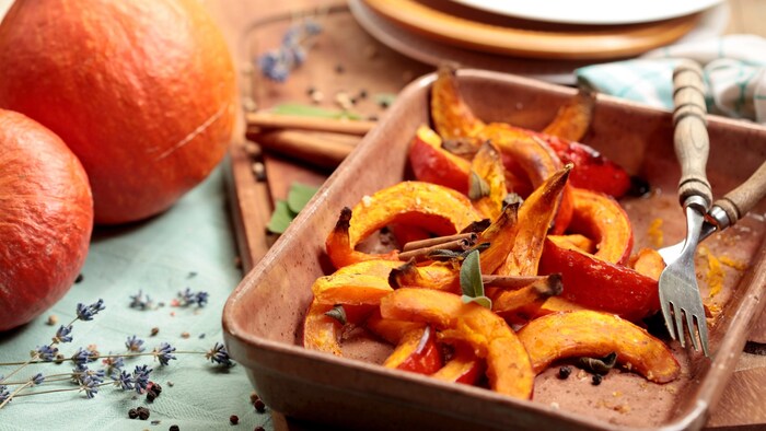 Whether as a soup or roasted in the oven - pumpkin tastes good and has hardly any calories.