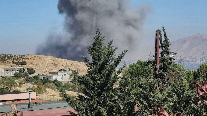 Israeli air strike (Bild: AFP)