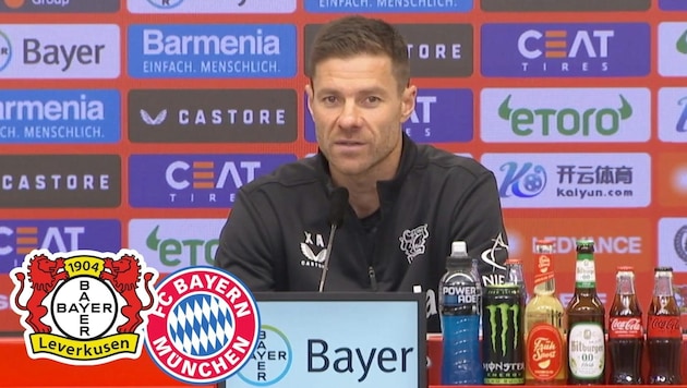 Leverkusens Trainer Xabi Alonso empörte eine Reporterfrage. (Bild: SID)