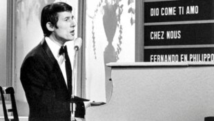 Udo Jürgens bei seinem Song Contest-Auftritt 1966 mit „Merci, Chérie“. Nach zwei „Niederlagen“ ...