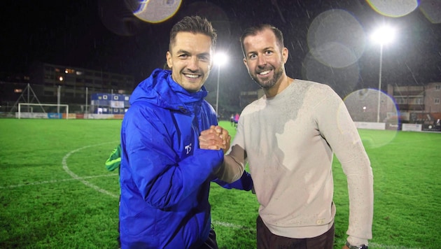 BSK coach Thomas Schnöll (left) and Andreas Scherer of St. Johann shared the points and were both satisfied in the end. (Bild: Tröster Andreas/ANDREAS TROESTER)