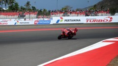 Francesco Bagnaia gewinnt den Sprint in Indonesien. (Bild: SONNY TUMBELAKA)