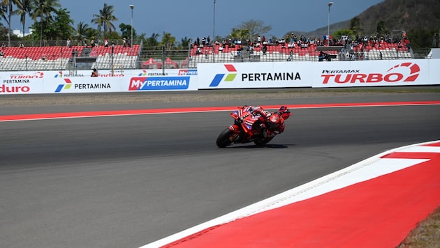 Francesco Bagnaia gewinnt den Sprint in Indonesien. (Bild: SONNY TUMBELAKA)