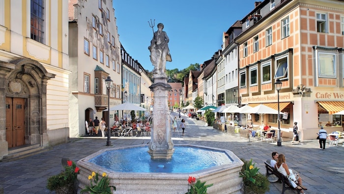 Kaufbeuren ist im wahrsten Sinne des Wortes eine bunte Stadt mit einer vielfältigen Architektur. 