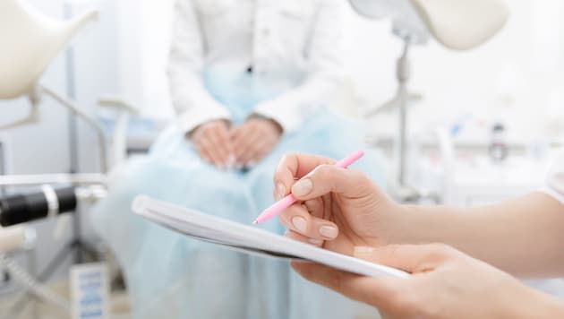 Es ist in Österreich verboten, dass rechtliche Vertretungspersonen allein über eine ...