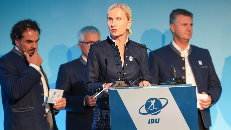 ÖSV-Präsidentin Roswitha Stadlober beim IBU-Kongress in Belgrad (Bild: ÖSV)