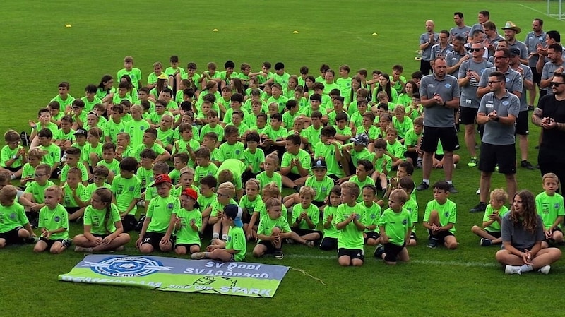 Die Jugend des SV Lannach. (Bild: zVg/fan.at)