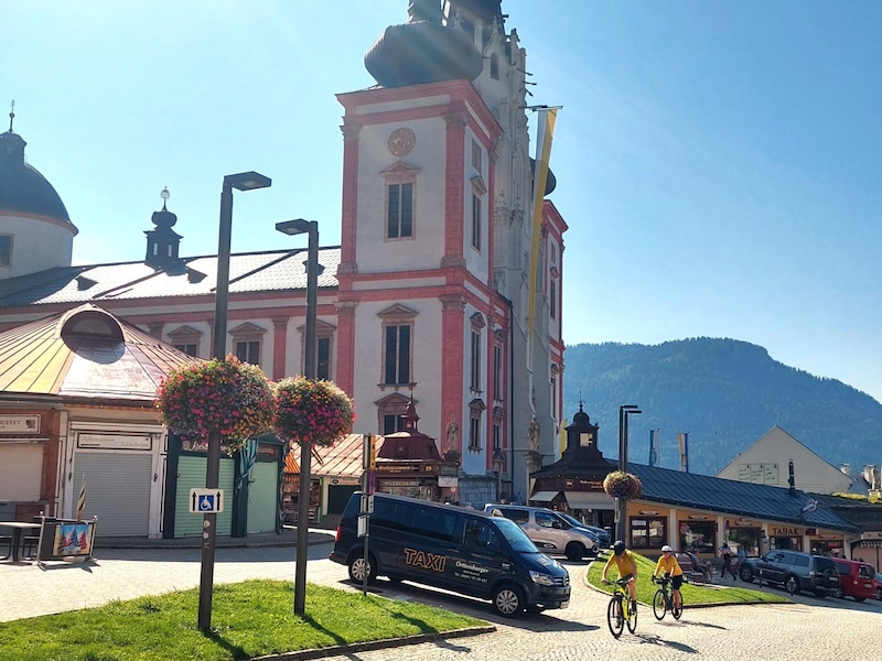 Einst standen bis zu 13 Taxis vor der Basilika. (Bild: Peter Bernthaler)