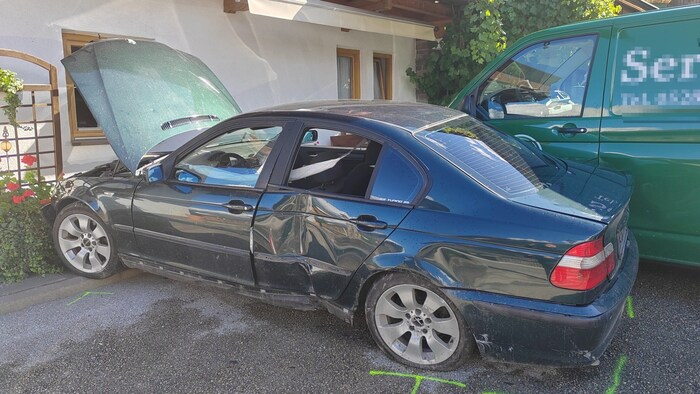 Nach dem Flüchtigen wird gefahndet.