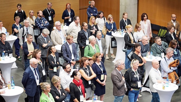 The network meeting in Innsbruck. (Bild: Land Tirol/Neuner)