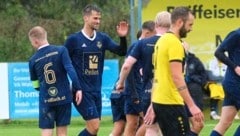 Kampfmannschaft-Trainer Marcel Kuster köpfte für Veldens neues zweites Team zum 3:0 bei Faak II ein. (Bild: Kuess Josef/Kuess)