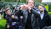 Bierpartei-Gründer Dominik Wlazny am Weg zur Wahlparty