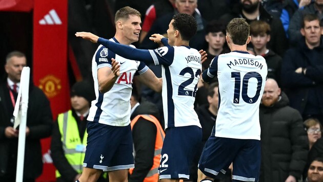 Tottenham jubelt gegen Manchester United. (Bild: APA/AFP/Paul ELLIS)