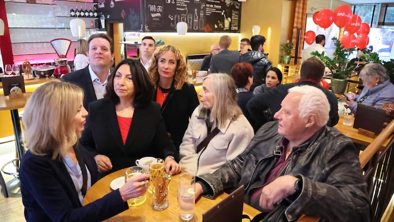 Enttäuschung bei der SPÖ: Spitzenkandi- tatin Yildirim (Mi.), Pawlata und Zumtobel. (Bild: Birbaumer Christof)