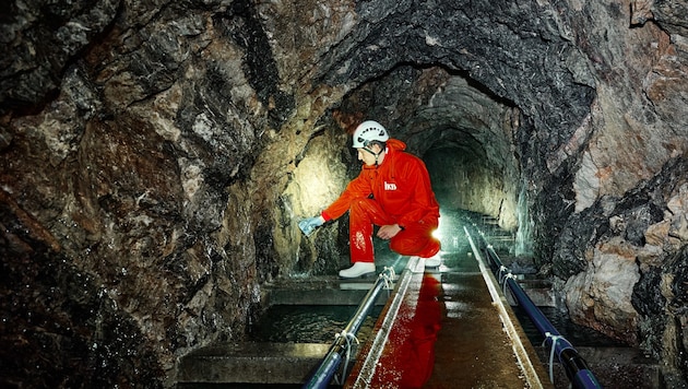 The construction of the Mühlau drinking water tunnel cost 43 million euros, twice as much as estimated five years ago. The people of Innsbruck are footing the bill in the form of increased water and sewerage charges. (Bild: IKB)