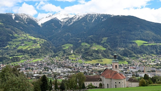 Ein spannendes Rennen um den Sieg zwischen ÖVP und FPÖ gab es etwa im Bezirk Schwaz und seiner Bezirkshauptstadt (Bild: Christof Birbaumer)