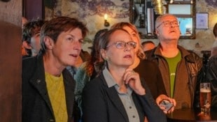 Grünen-Chefin Martina Berthold war wie Ex-Nationalrätin Astrid Rössler gefasst. (Bild: LAURIN CHRISTL)