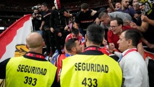 Atletico-Kicker Koke versuchte, die eigenen Fans zu beruhigen.