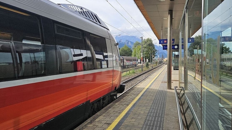 The Burgfried stop will now be even more attractive for residents and employees in the industrial estate. (Bild: OEBB/Mosser)