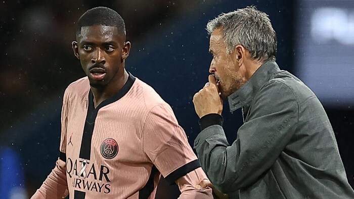 Dembele (l.) and Enrique are said to clash time and again. 