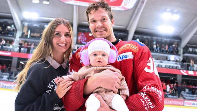 KAC ace Matt Fraser with wife Lauren and daughter Hayden Carinthia. (Bild: f. pessentheiner)