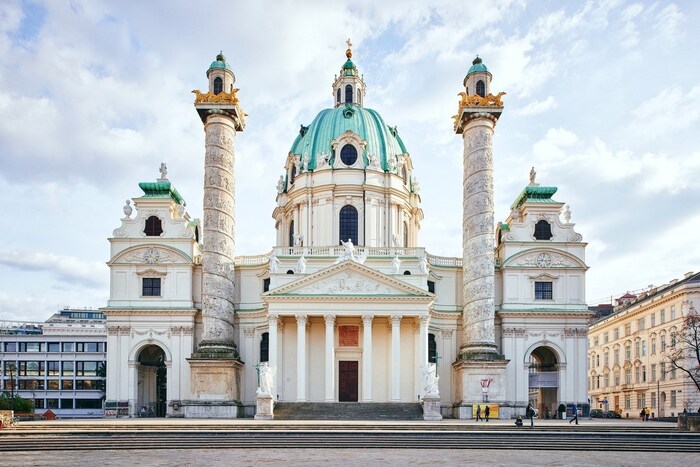 Gleich sieben Termine finden in der prachtvollen Karlskirche in Wien statt.