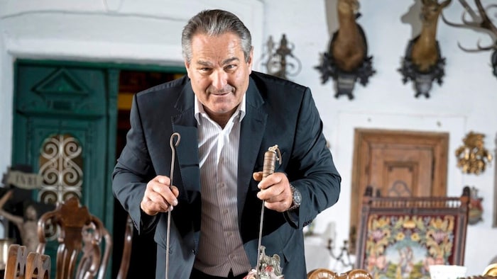 Der niederösterreichische Kunstkenner Josef Renz fordert Aufklärung.