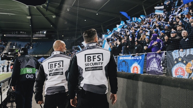 Bravc always keeps an eye on the fans. (Bild: zVg/BFS Security)