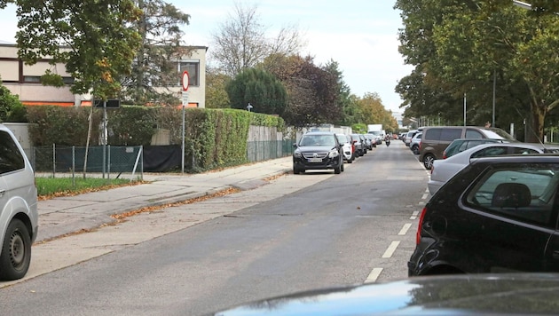 In this street, the pensioner had an armed confrontation with the burglar. The police managed to arrest the suspect. (Bild: Jöchl Martin)