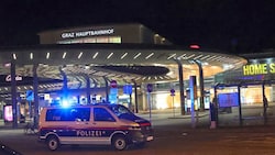 Ein Droh-E-Mail sorgte Montagabend für die Evakuierung von Hauptbahnhof und Ostbahnhof in Graz (Bild: Jauschowetz Christian)